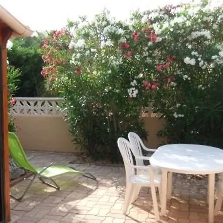 Charmante T2 Avec Terrasse, Clim En Option, Parking Prive, Proche Et Commerces - Fr-1-81-279 וילה *