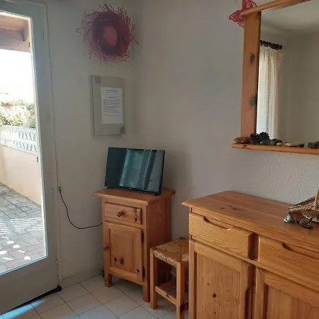 Charmante T2 Avec Terrasse, Clim En Option, Parking Prive, Proche Et Commerces - Fr-1-81-279 Le Barcares