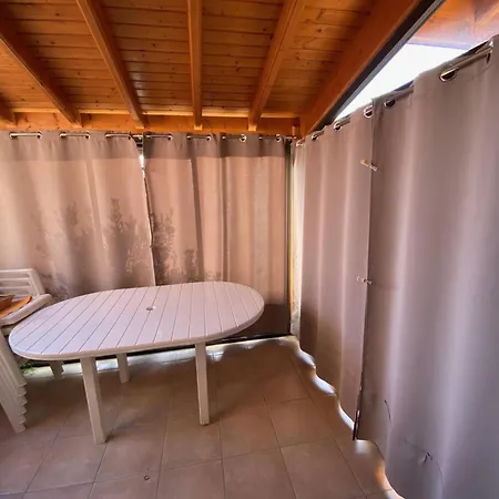 Willa Charmante T2 Avec Terrasse, Clim En Option, Parking Prive, Proche Et Commerces - Fr-1-81-279